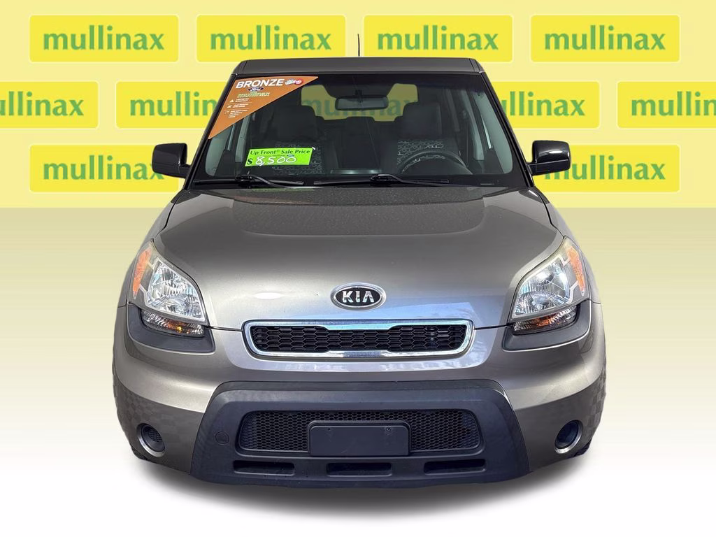2010 Titanium Kia Soul Plus FWD Hatchback