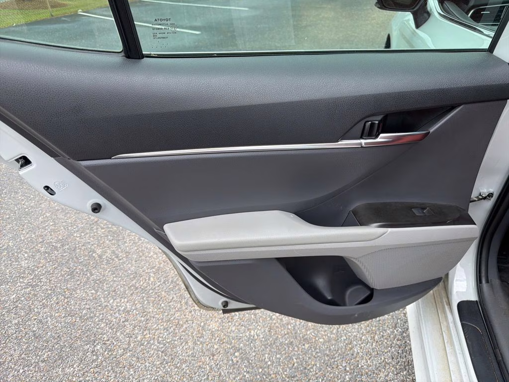 2024 White Toyota Camry SE FWD Sedan