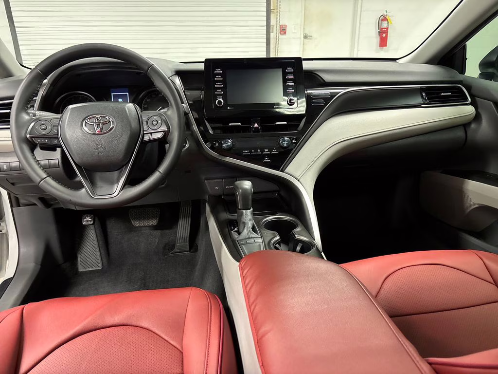 2024 Ice Toyota Camry SE FWD Sedan