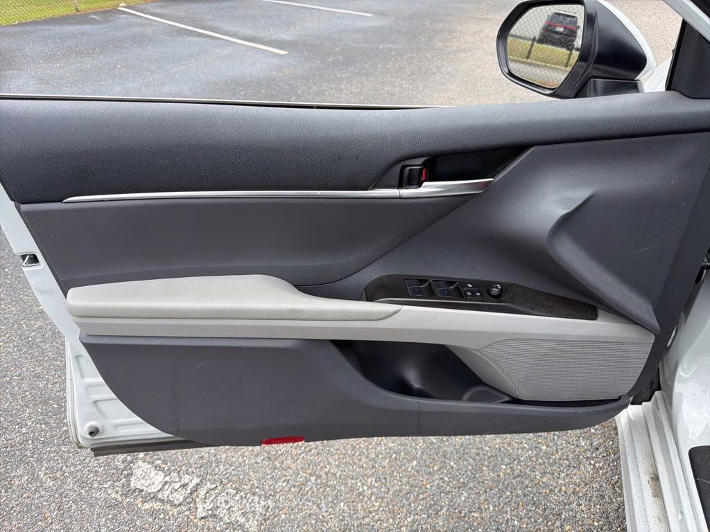 2024 White Toyota Camry SE FWD Sedan