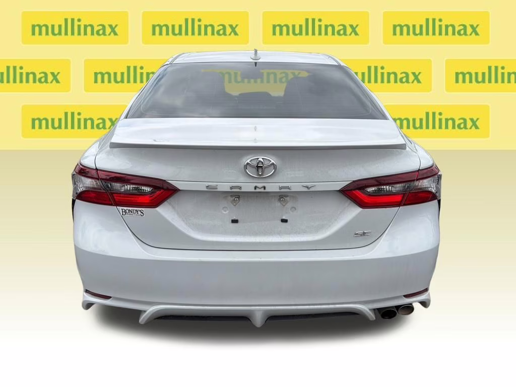 2024 White Toyota Camry SE FWD Sedan