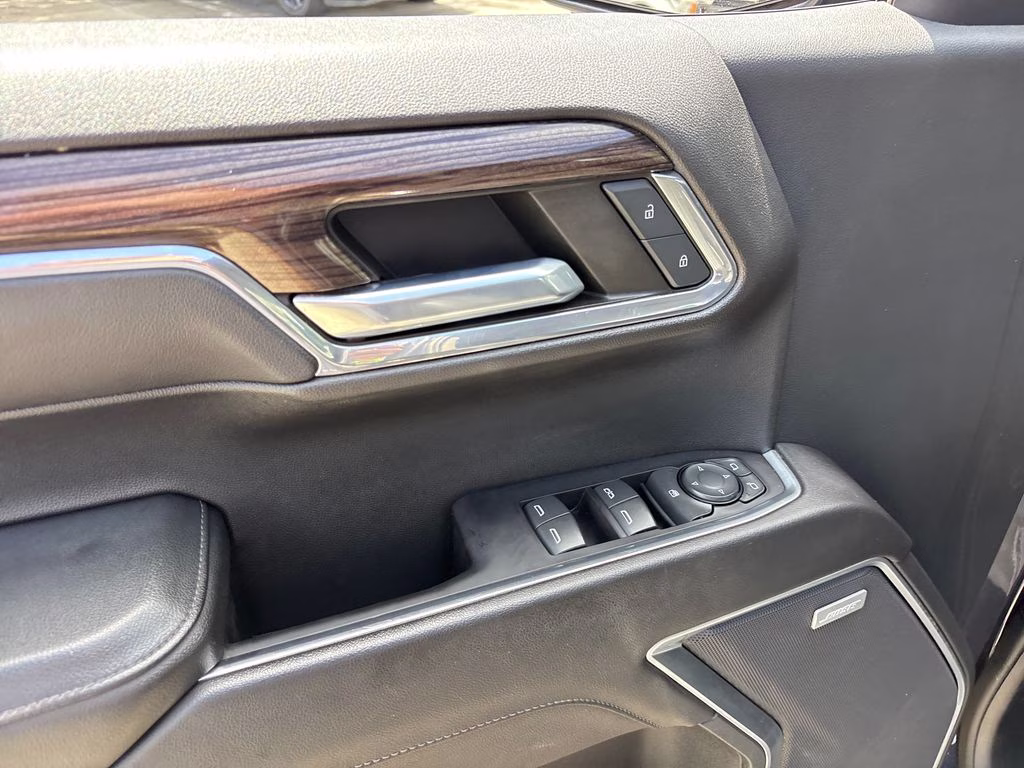 2022 Dark Ash Metallic Chevrolet Silverado 1500 RST 4X4 Truck