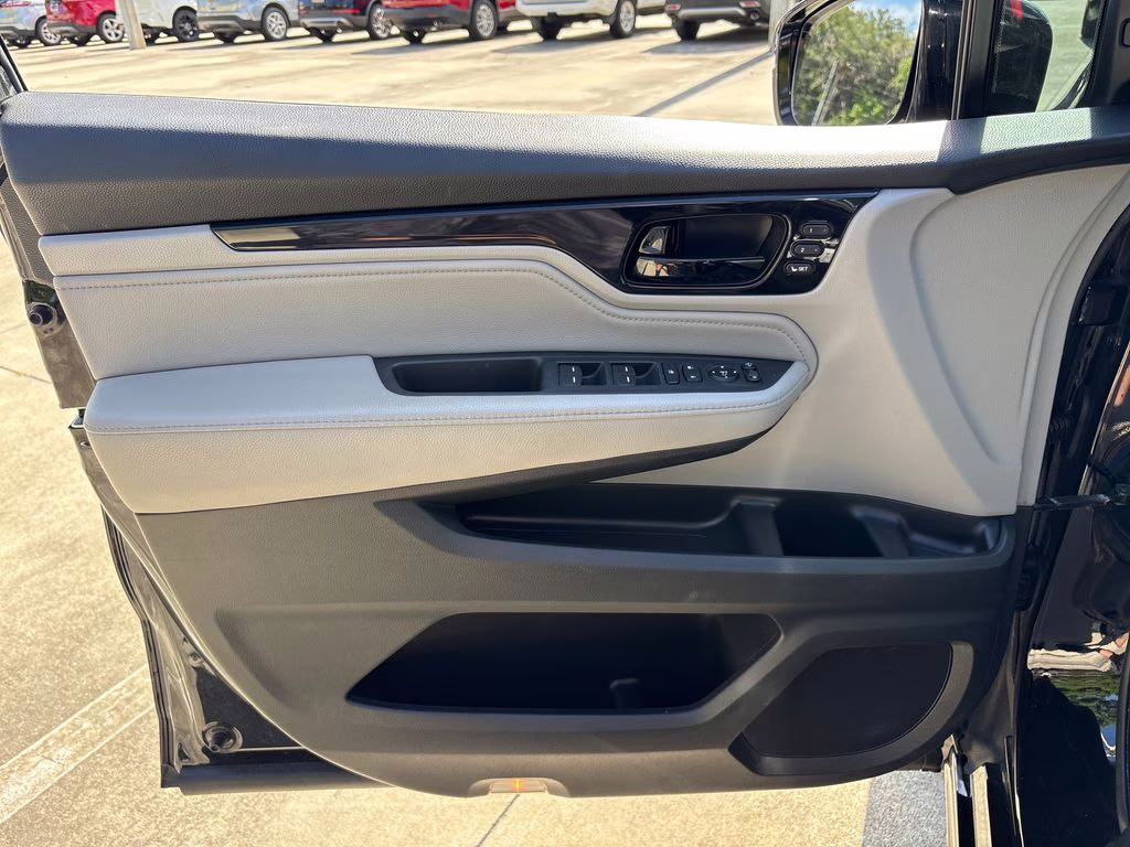 2019 Crystal Black Pearl Honda Odyssey Elite FWD Van