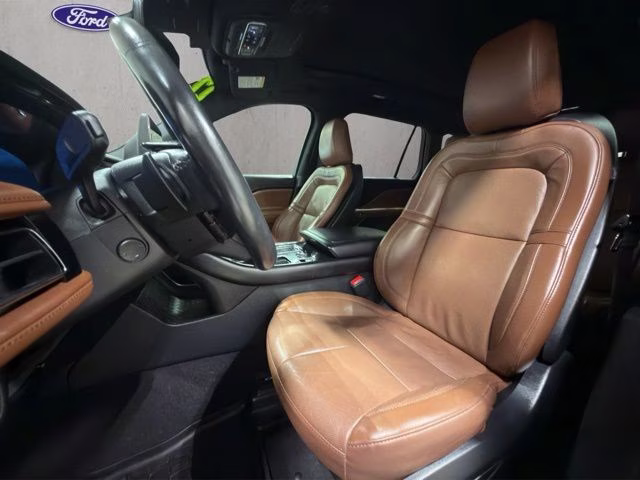 2022 Infinite Black Metallic Clearcoat Lincoln Aviator Reserve AWD SUV