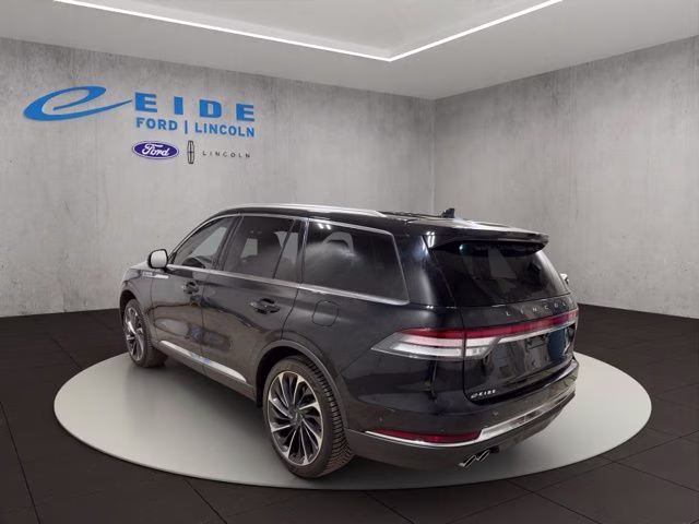 2022 Infinite Black Metallic Clearcoat Lincoln Aviator Reserve AWD SUV
