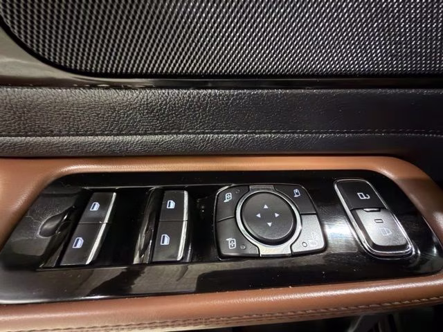 2022 Infinite Black Metallic Clearcoat Lincoln Aviator Reserve AWD SUV