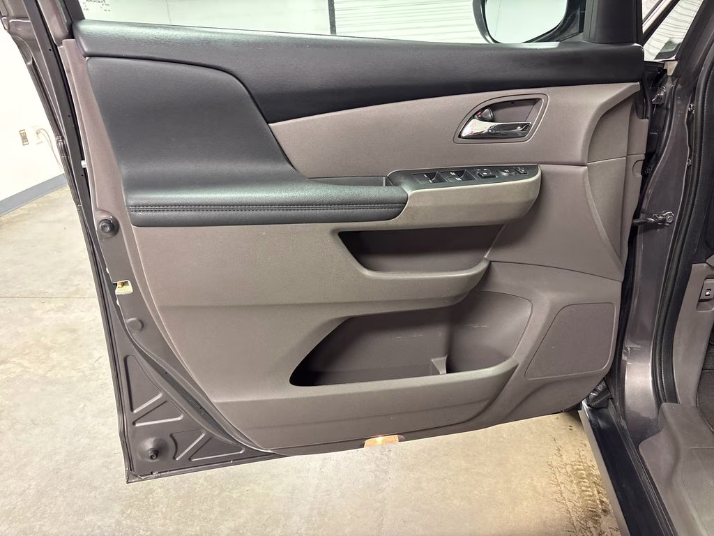 2015 Gray Honda Odyssey EX-L FWD Van