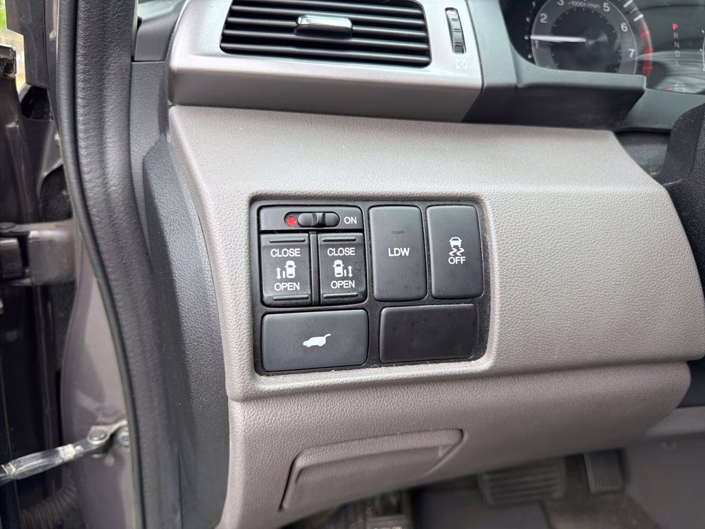 2015 Gray Honda Odyssey EX-L FWD Van