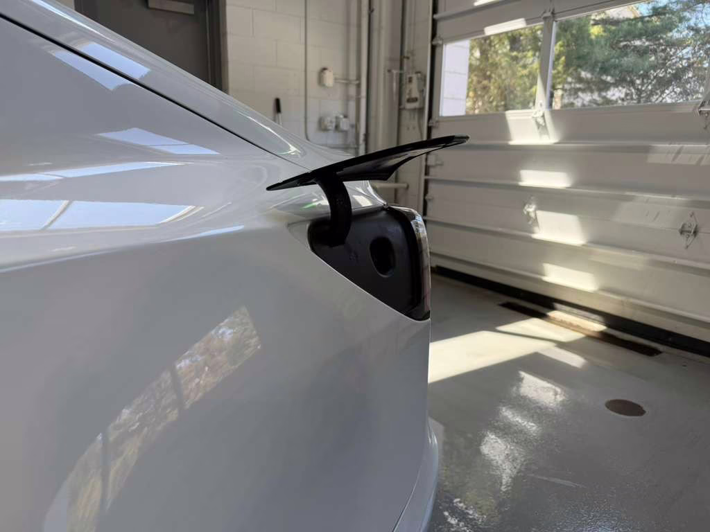 2022 White Tesla Model 3 Long Range AWD Sedan