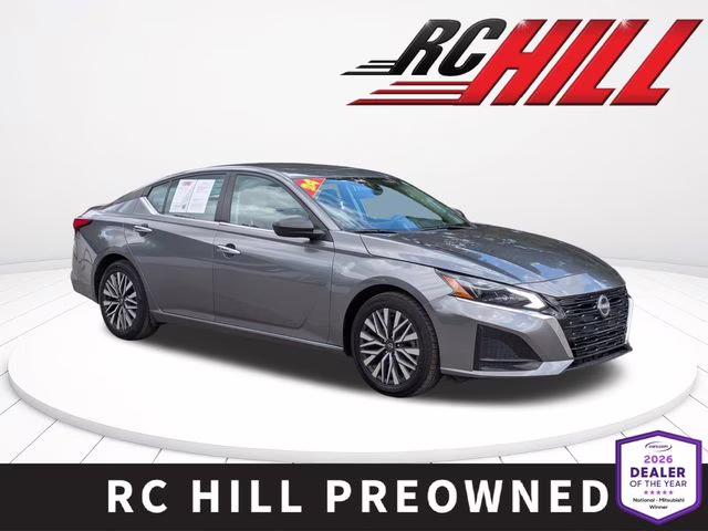 2024 Nissan Altima SV