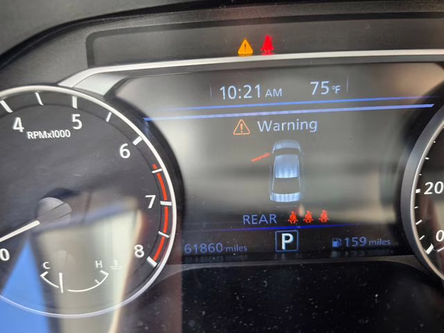 2024 Gun Metallic Nissan Altima 2.5 SV FWD Sedan