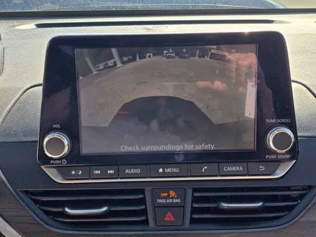 2024 Gun Metallic Nissan Altima 2.5 SV FWD Sedan