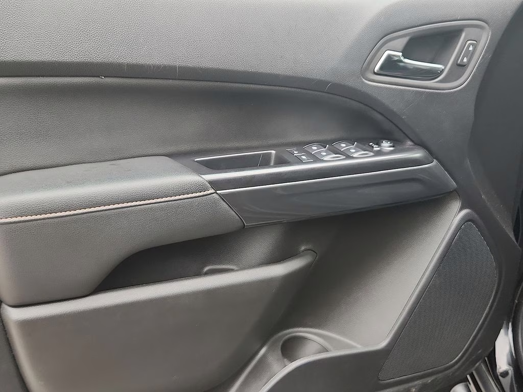 2021 Onyx Black GMC Canyon AT4 w/Leather 4X4 Truck