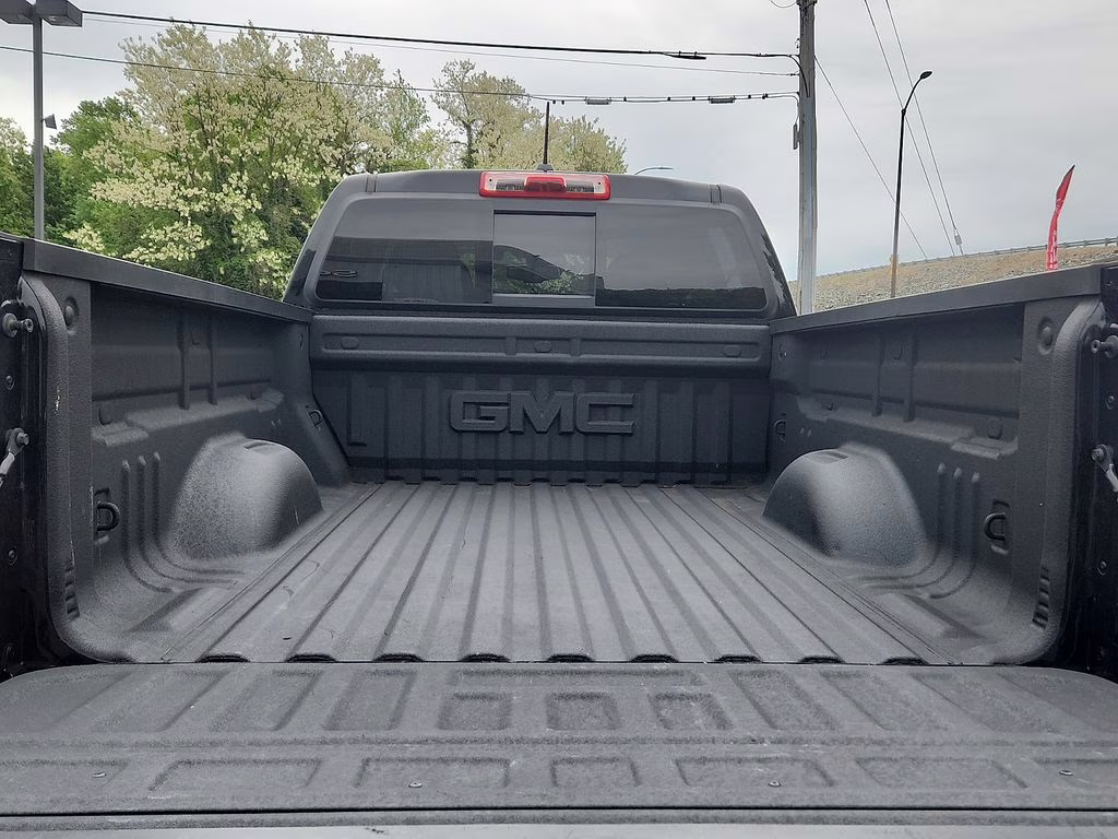 2021 Onyx Black GMC Canyon AT4 w/Leather 4X4 Truck