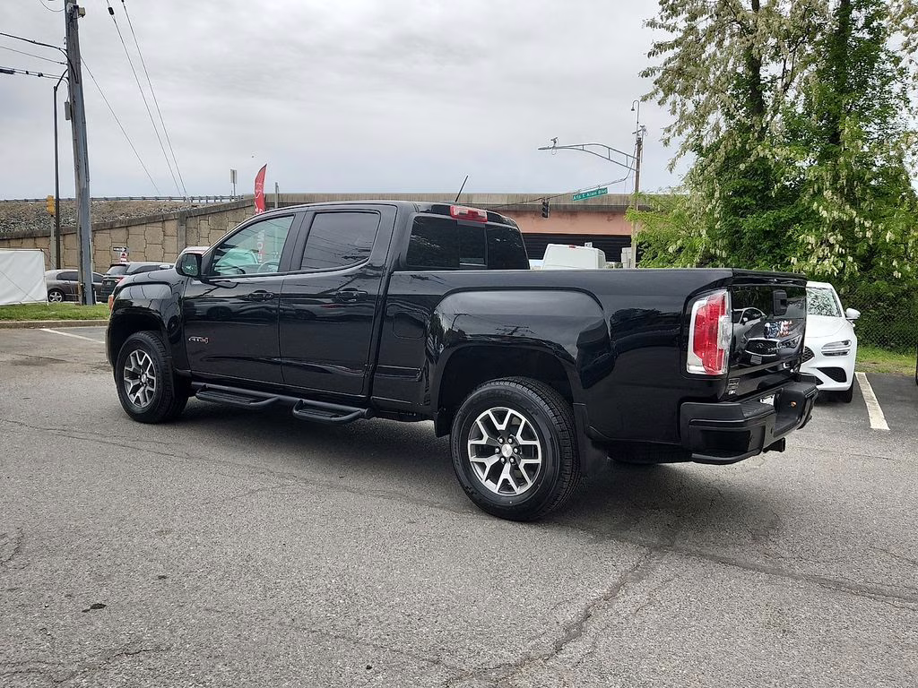 2021 Onyx Black GMC Canyon AT4 w/Leather 4X4 Truck
