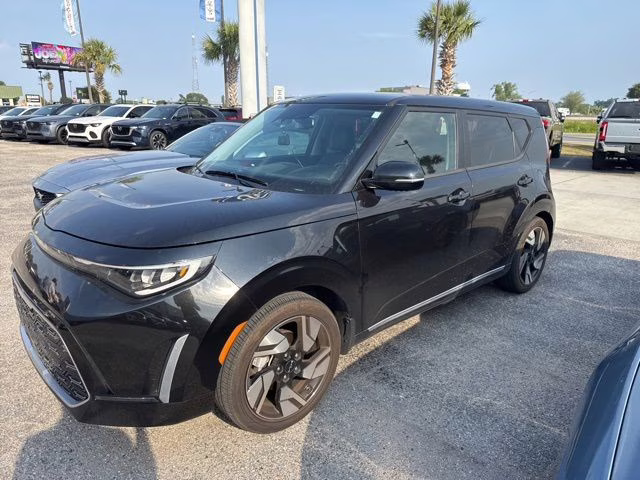 2025 Fusion Black Kia Soul GT-Line FWD Hatchback