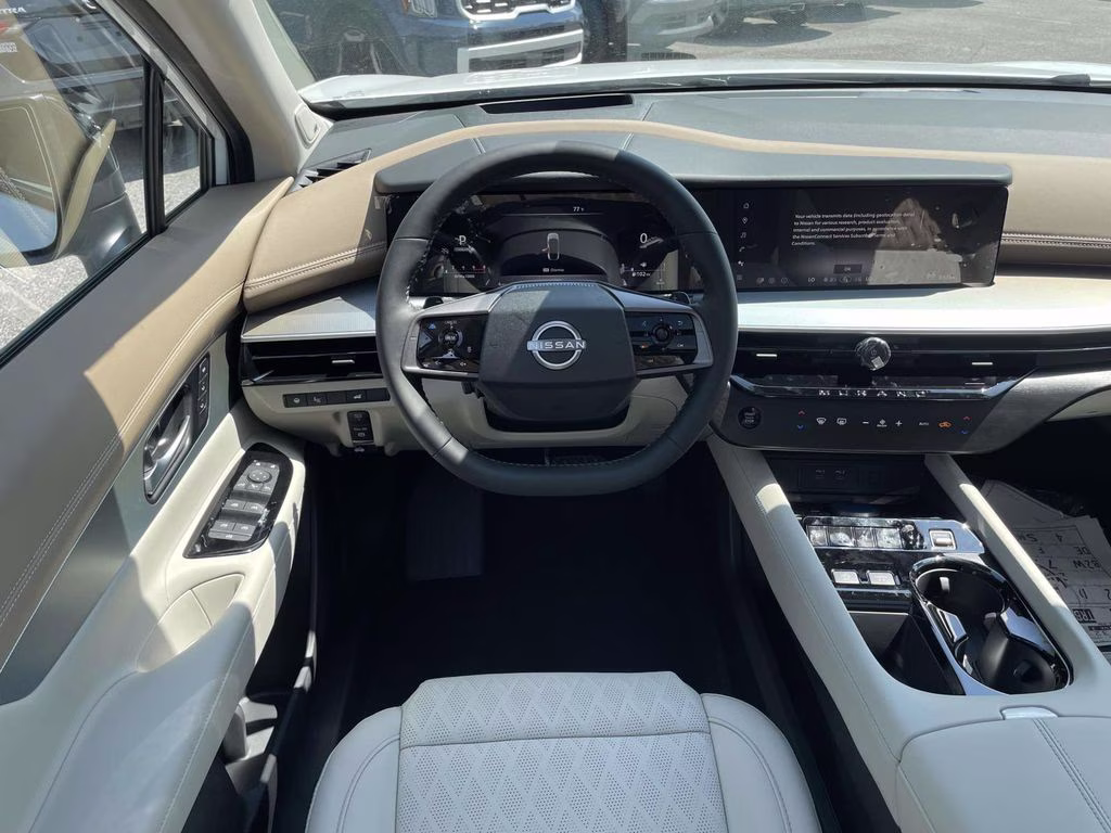 2026 Everest White Pearl Tricoat Nissan Murano Platinum AWD SUV
