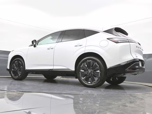 2026 Everest White Pearl Tricoat Nissan Murano Platinum AWD SUV