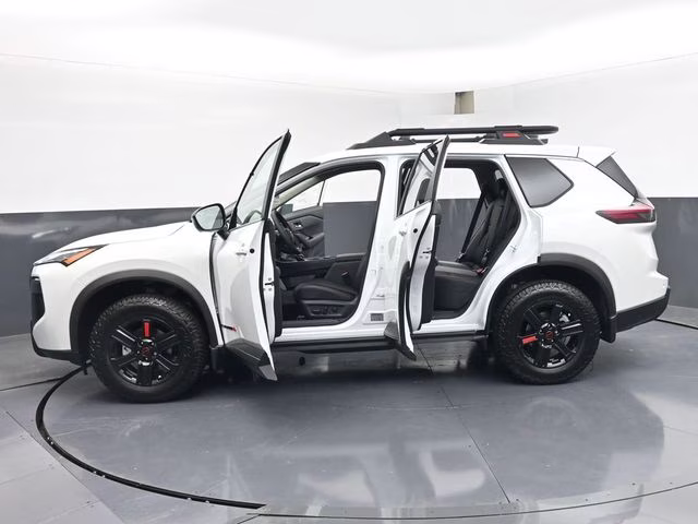 2026 Everest White Pearl Tricoat Nissan Rogue Rock Creek AWD SUV