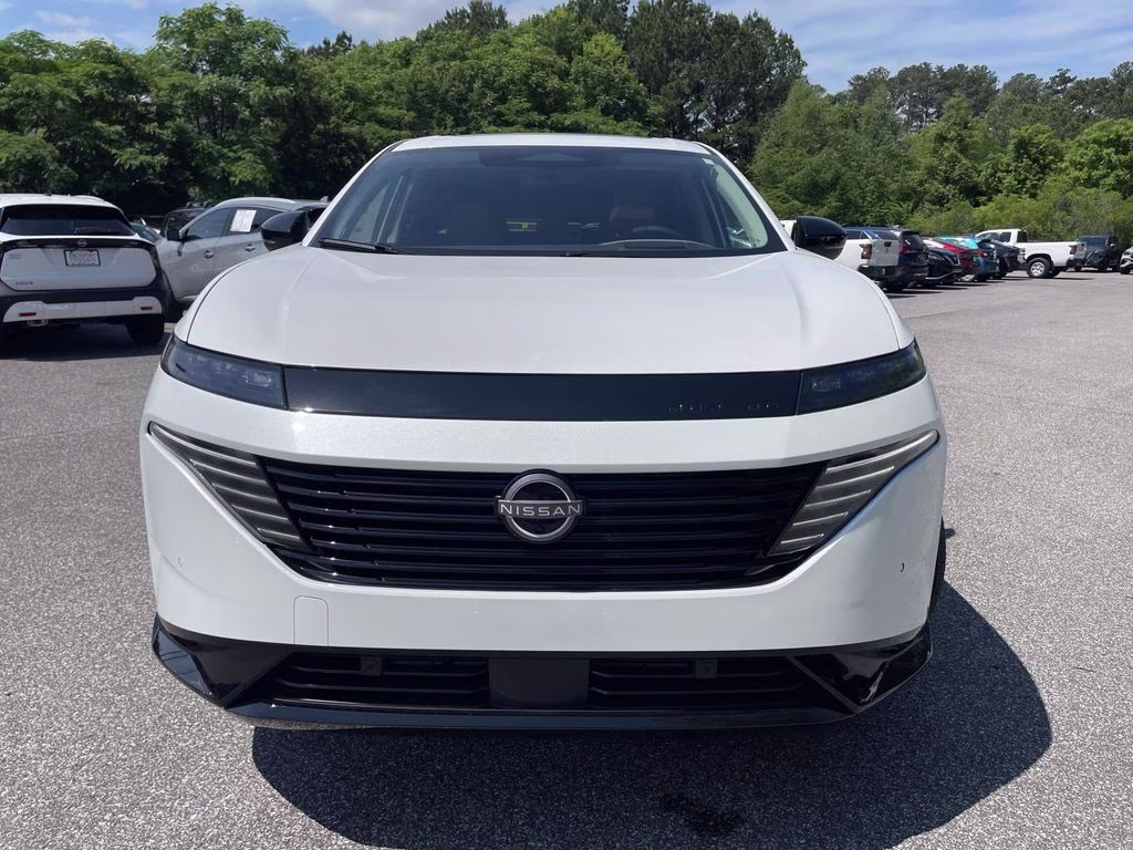 2026 Everest White Pearl Tricoat Nissan Murano Platinum AWD SUV