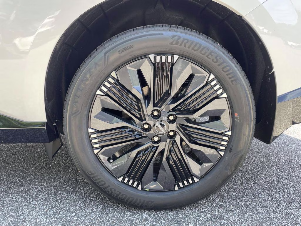 2026 Everest White Pearl Tricoat Nissan Murano Platinum AWD SUV