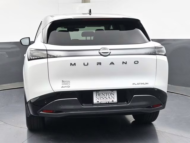 2026 Everest White Pearl/Black Nissan Murano Platinum AWD SUV