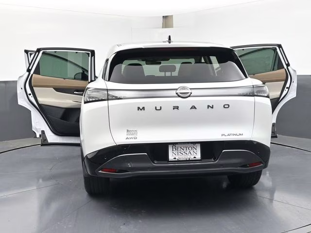 2026 Everest White Pearl/Black Nissan Murano Platinum AWD SUV