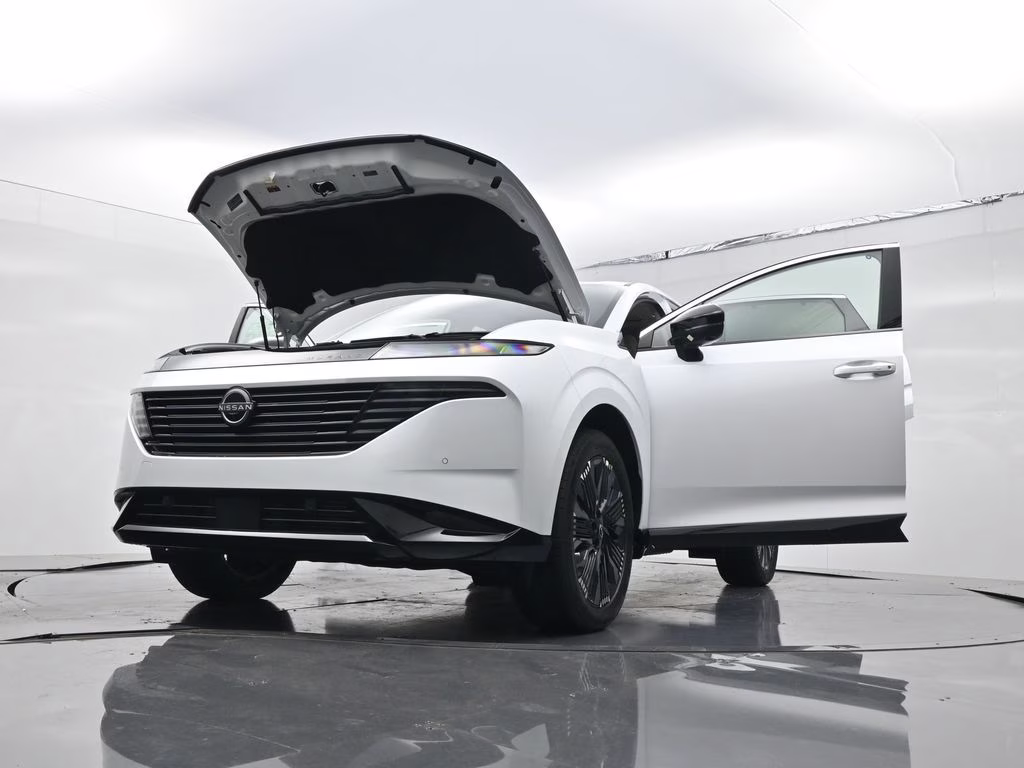 2026 Everest White Pearl Tricoat Nissan Murano Platinum AWD SUV