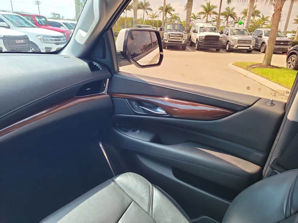2020 Crystal White Tricoat Cadillac Escalade Luxury RWD SUV