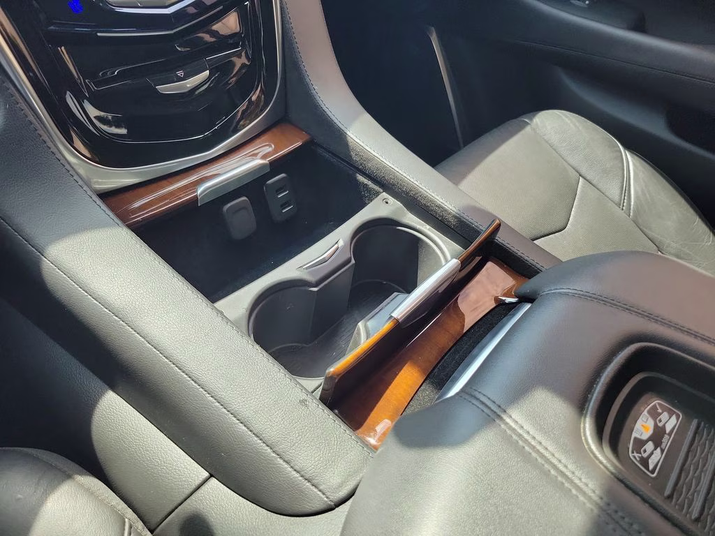 2020 Crystal White Tricoat Cadillac Escalade Luxury RWD SUV