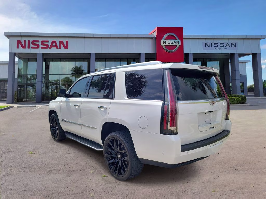 2020 Crystal White Tricoat Cadillac Escalade Luxury RWD SUV
