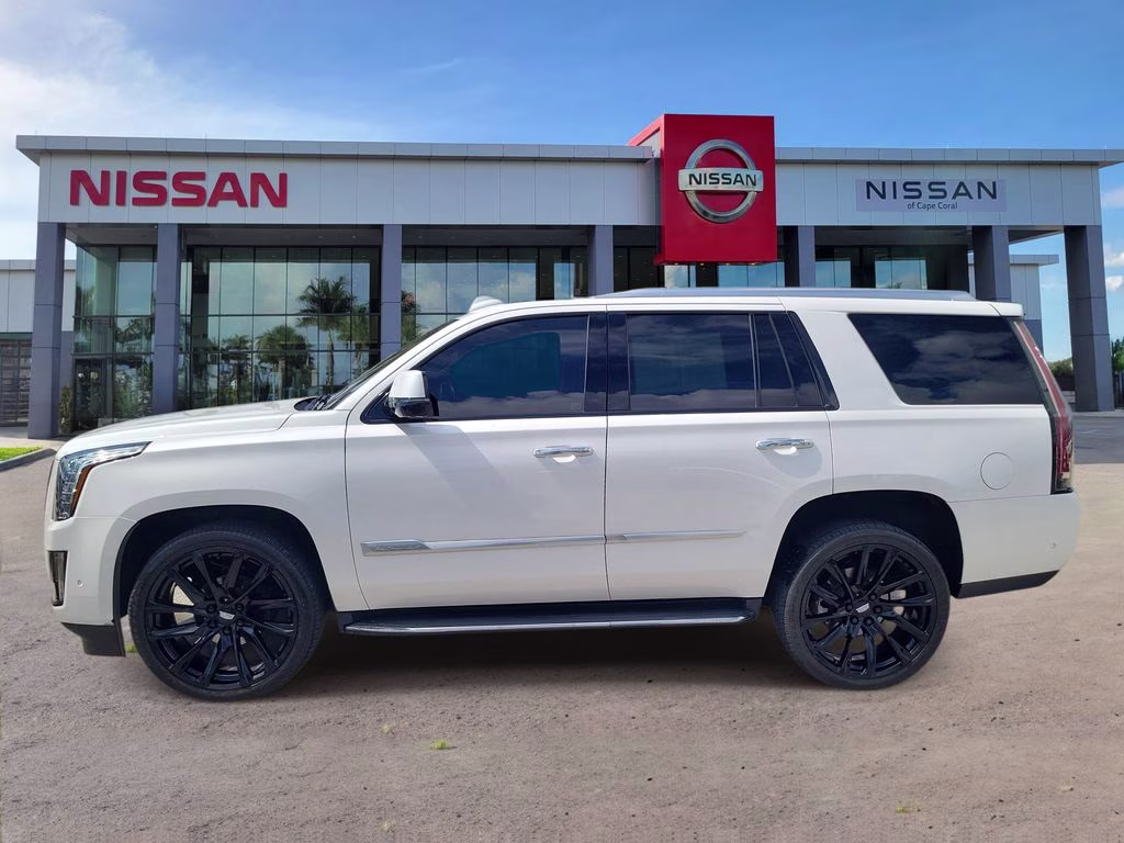 2020 Crystal White Tricoat Cadillac Escalade Luxury RWD SUV