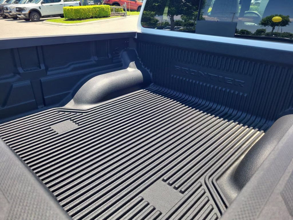 2026 Glacier White Nissan Frontier SV RWD Truck