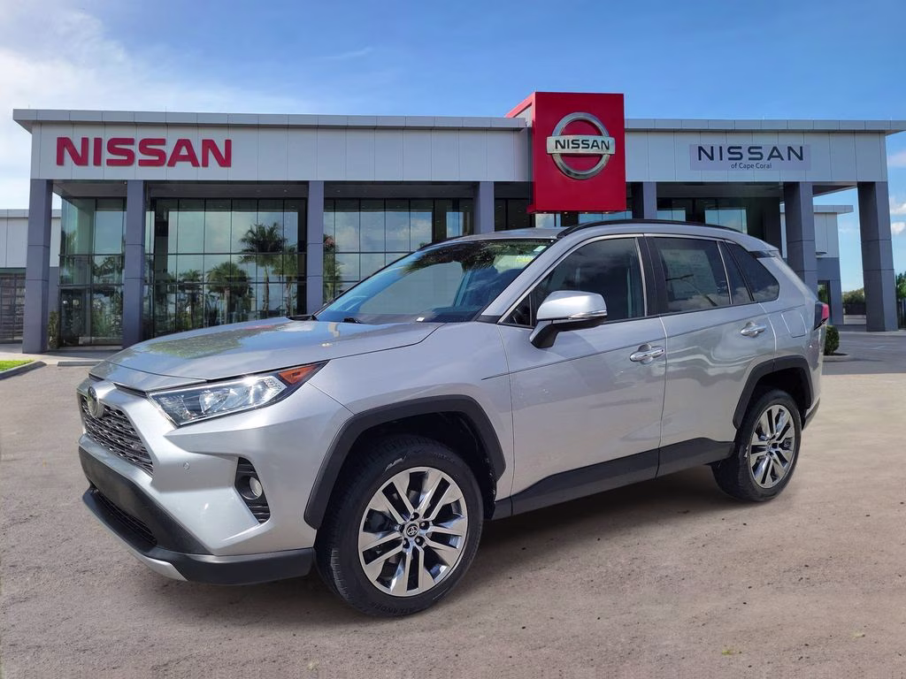 2019 Silver Sky Metallic Toyota RAV4 Limited FWD SUV