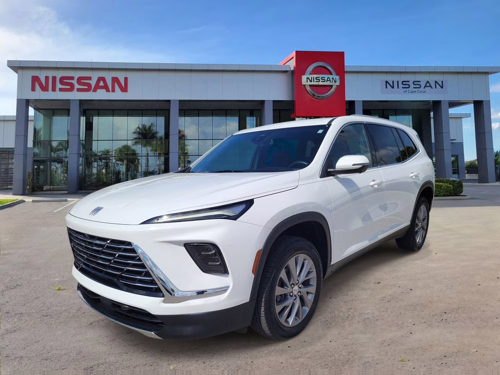 2025 Summit White Buick Enclave Preferred FWD SUV