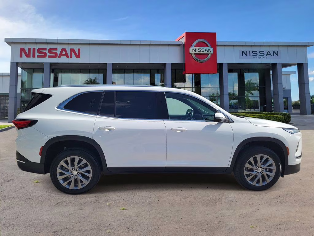 2025 Summit White Buick Enclave Preferred FWD SUV
