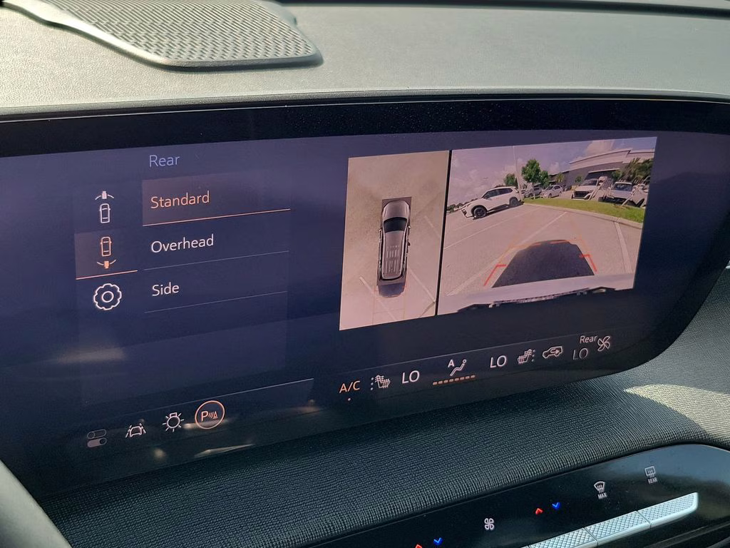 2025 Summit White Buick Enclave Preferred FWD SUV