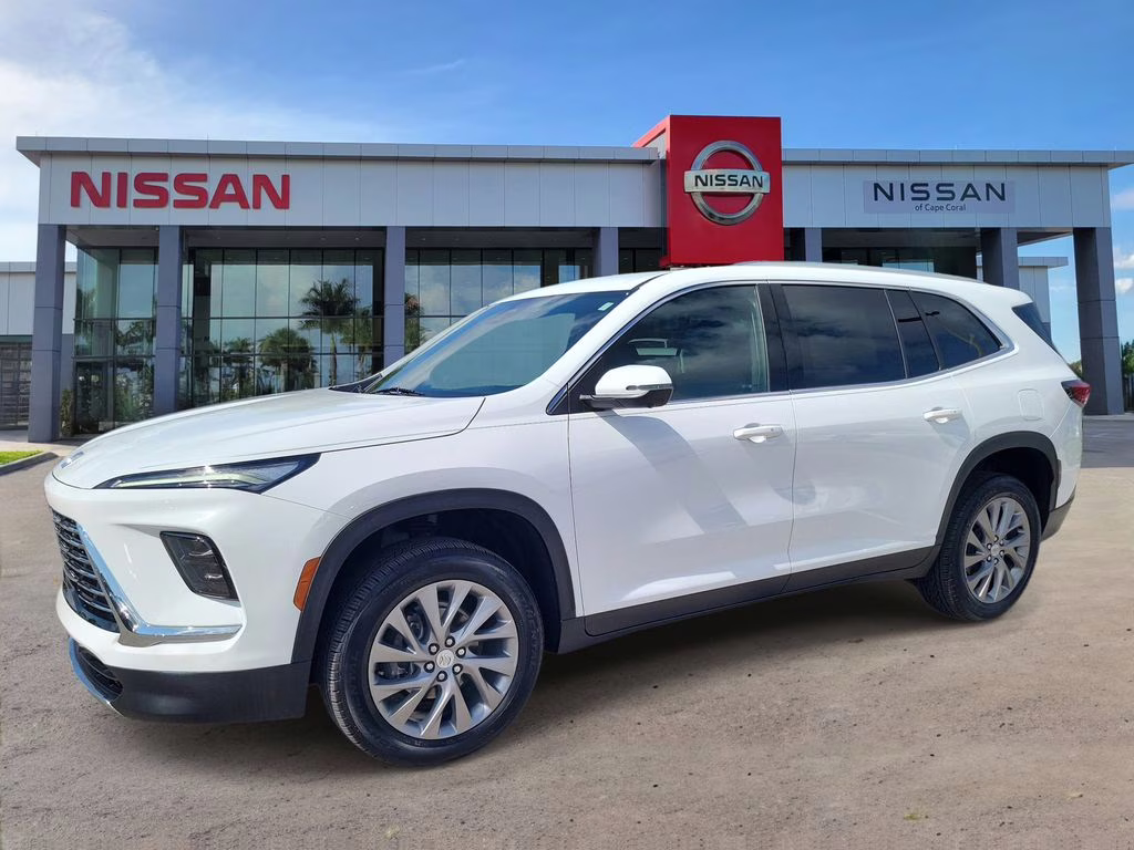 2025 Summit White Buick Enclave Preferred FWD SUV