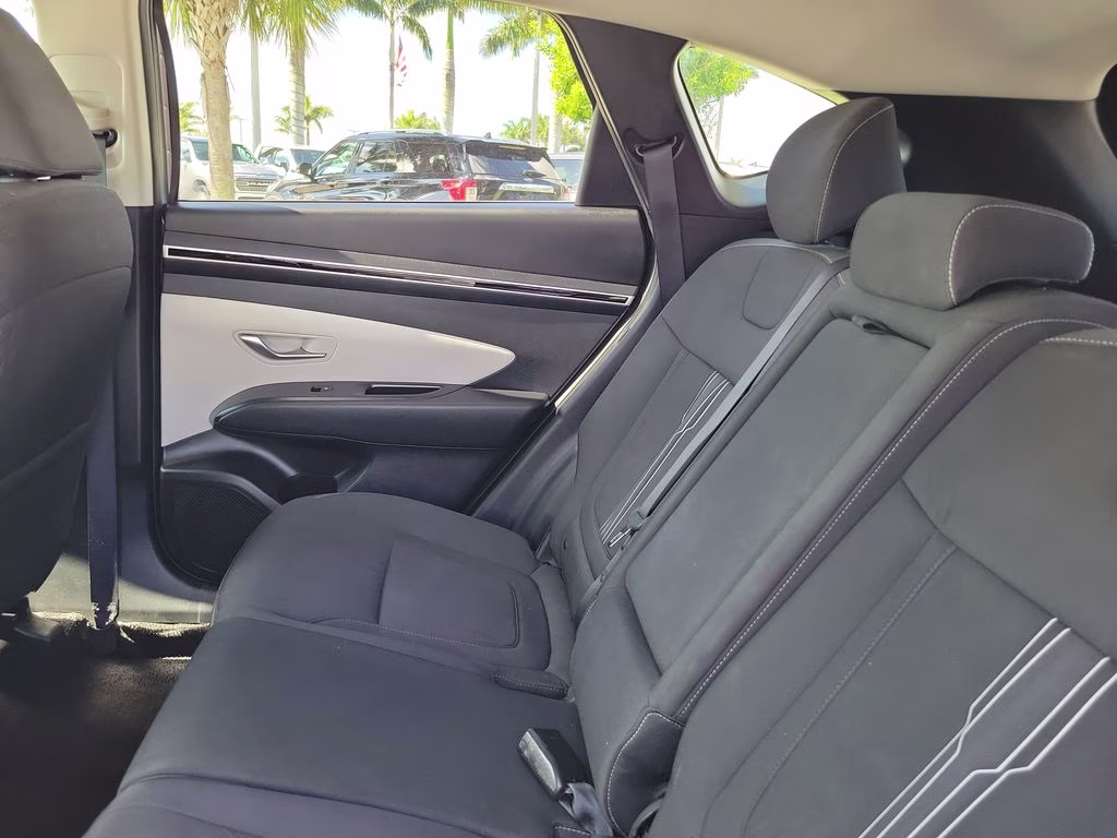 2024 Shimmering Silver Hyundai Tucson SEL AWD SUV