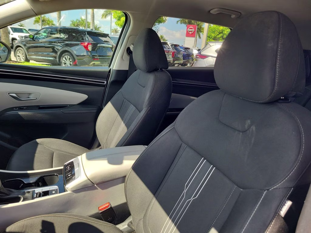 2024 Shimmering Silver Hyundai Tucson SEL AWD SUV