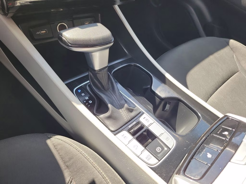 2024 Shimmering Silver Hyundai Tucson SEL AWD SUV