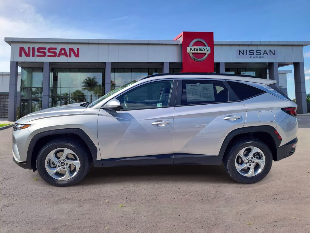 2024 Shimmering Silver Hyundai Tucson SEL AWD SUV