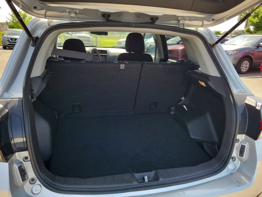 2022 Alloy Silver Metallic Mitsubishi Outlander Sport 2.0 S FWD SUV