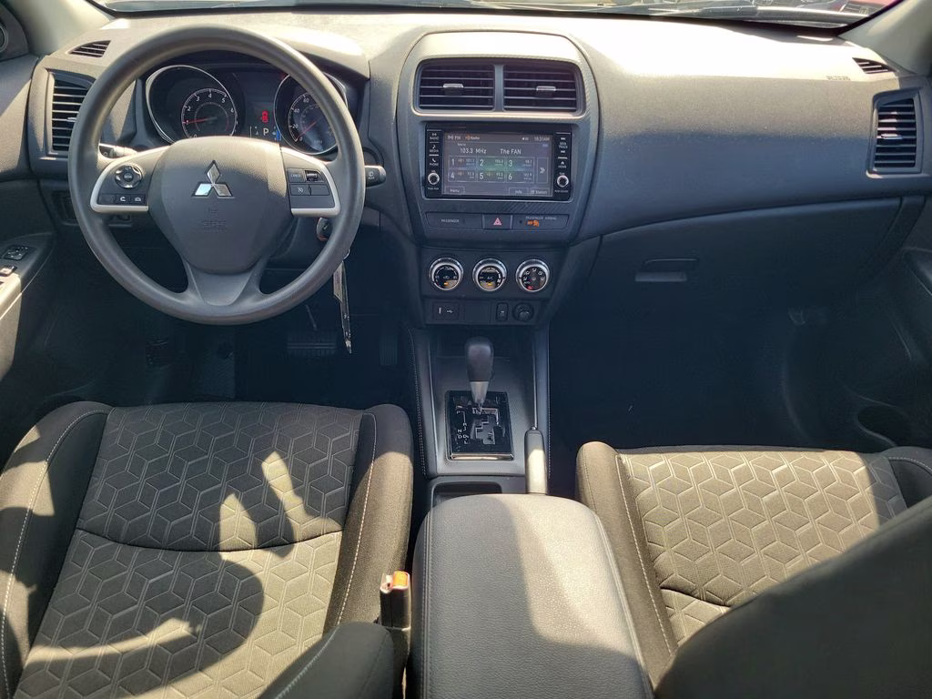 2022 Alloy Silver Metallic Mitsubishi Outlander Sport 2.0 S FWD SUV