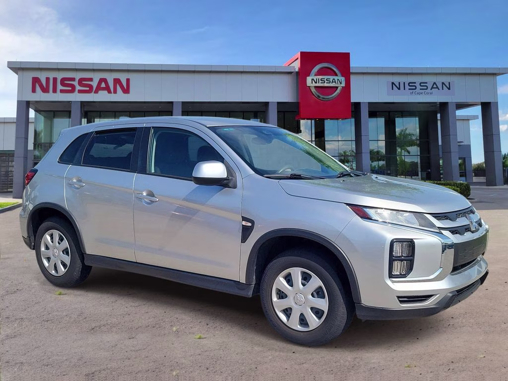 2022 Alloy Silver Metallic Mitsubishi Outlander Sport 2.0 S FWD SUV