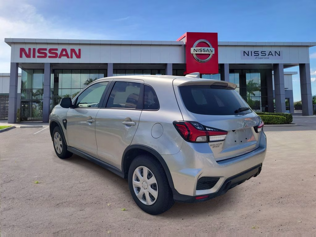 2022 Alloy Silver Metallic Mitsubishi Outlander Sport 2.0 S FWD SUV