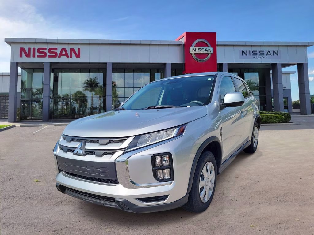 2022 Alloy Silver Metallic Mitsubishi Outlander Sport 2.0 S FWD SUV