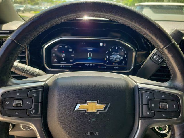 2022 Northsky Blue Metallic Chevrolet Silverado 1500 LT 4X4 Truck