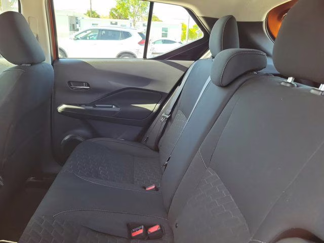 2024 Monarch Orange Metallic/Super Black Nissan Kicks SV FWD SUV