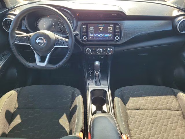 2024 Monarch Orange Metallic/Super Black Nissan Kicks SV FWD SUV
